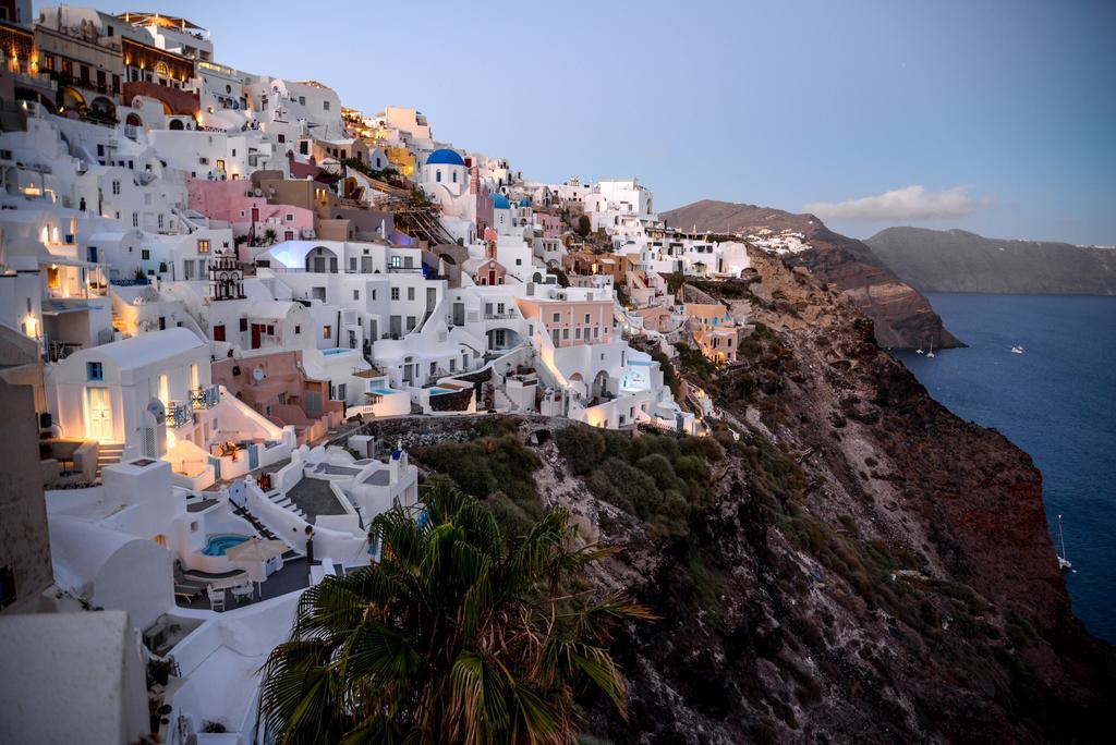 Genesis Cave Houses Villa Oia  Exterior photo